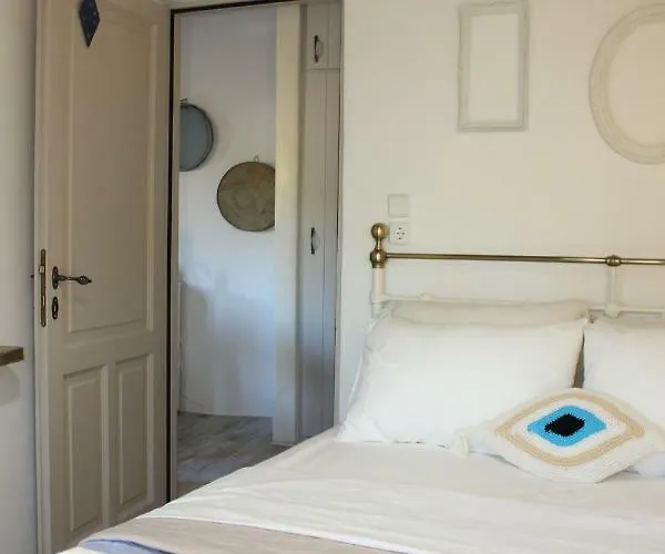 Persephone Hébergement de vacances Ioulis